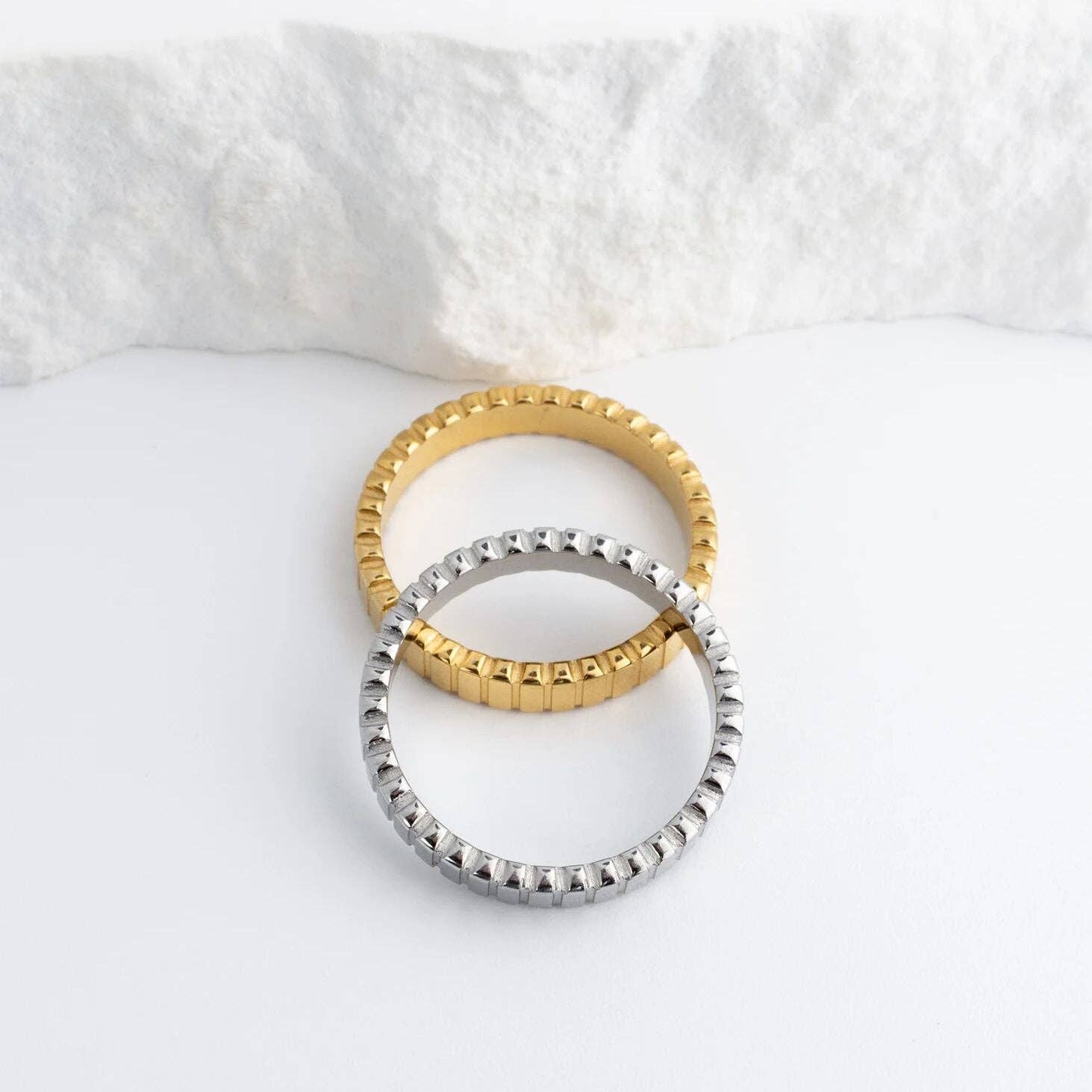 18K Gold PVD Stainless Steel Fluted Stacking Ring: Gold / 6