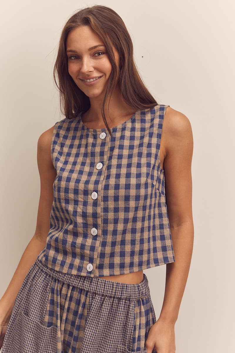 Regina  Sleeveless Button-Down Top