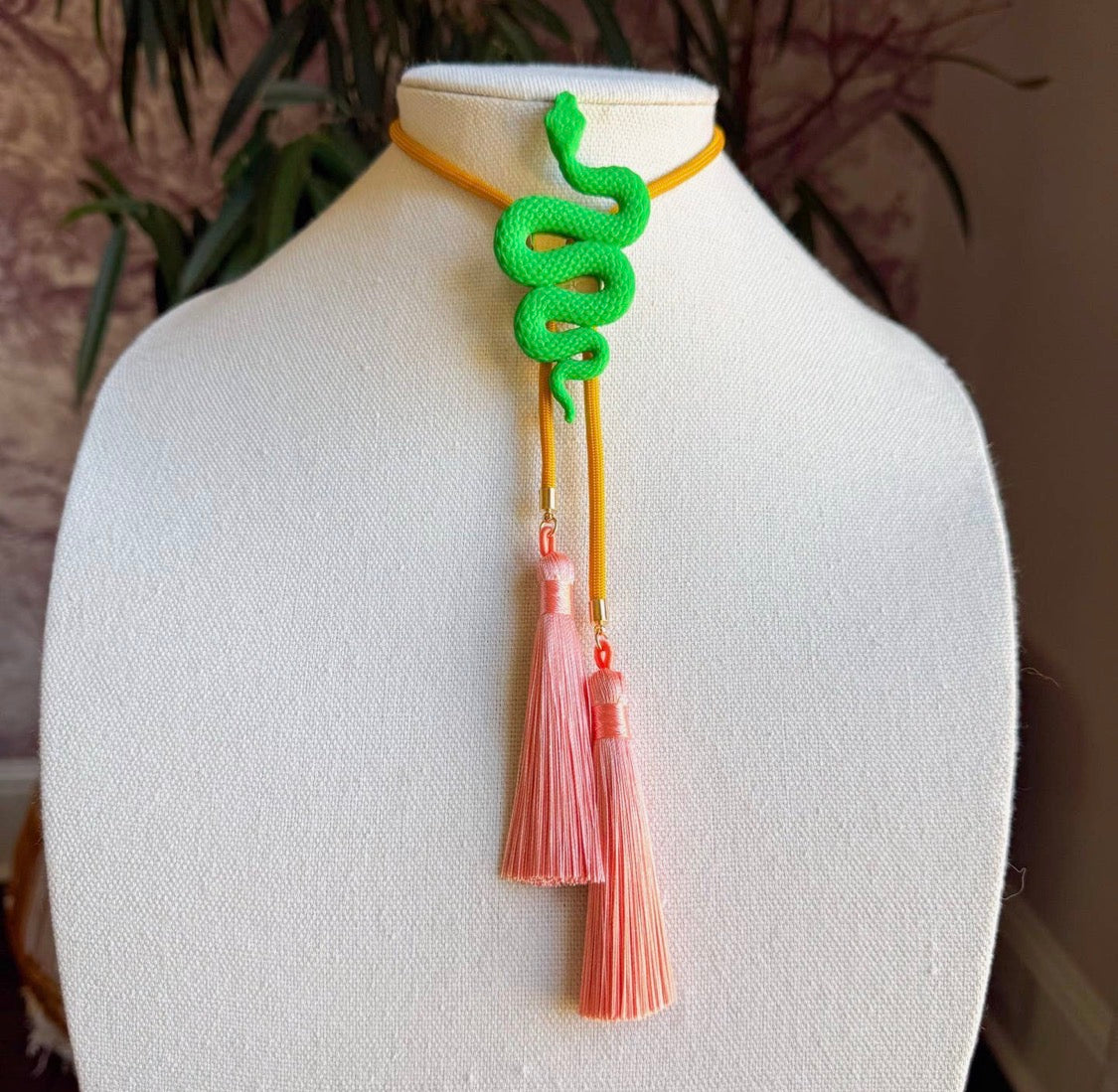 Snake Bolo Kelly Green, Golden Yellow & Peach