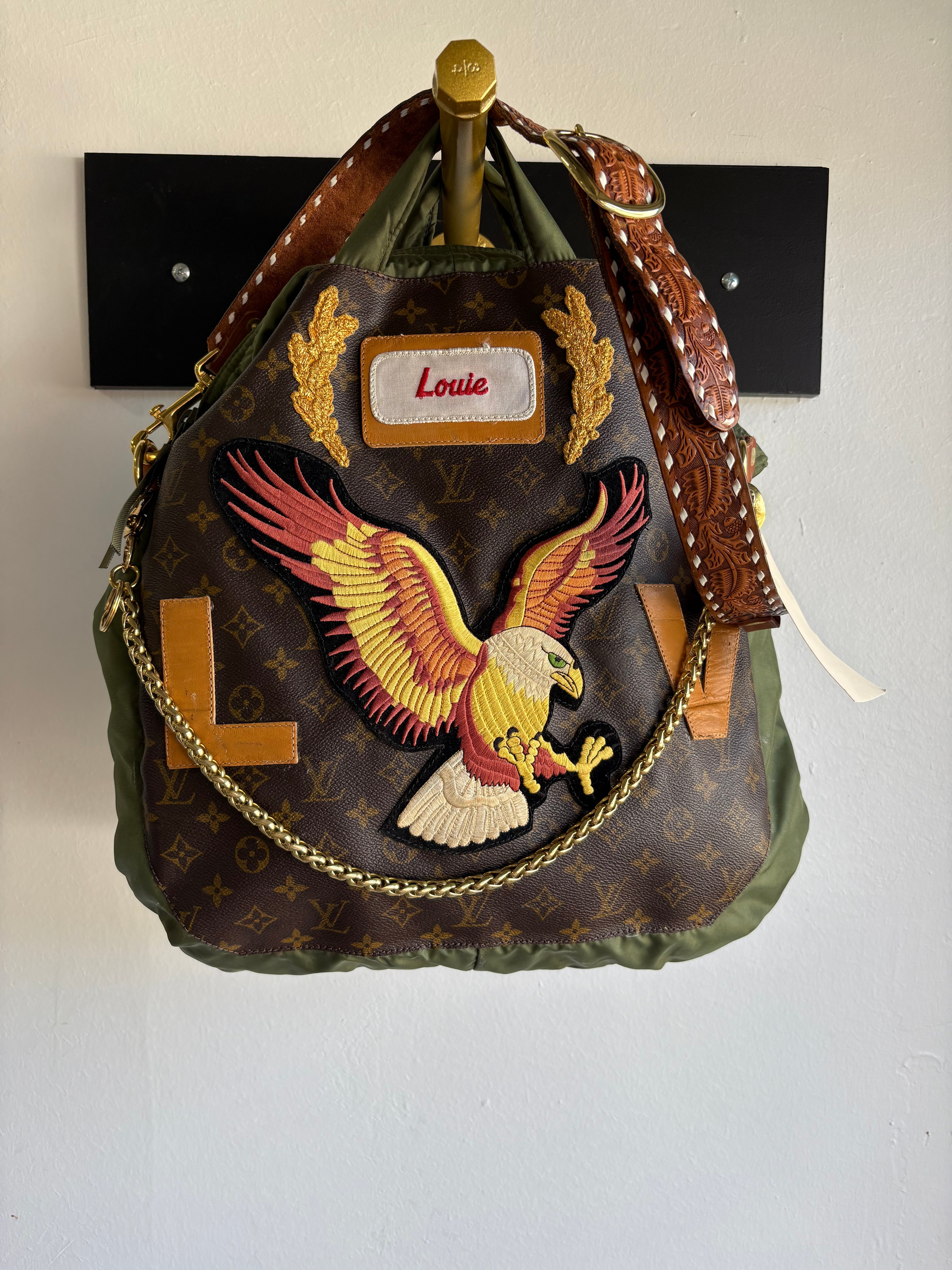 AG Eagle Chain Bag