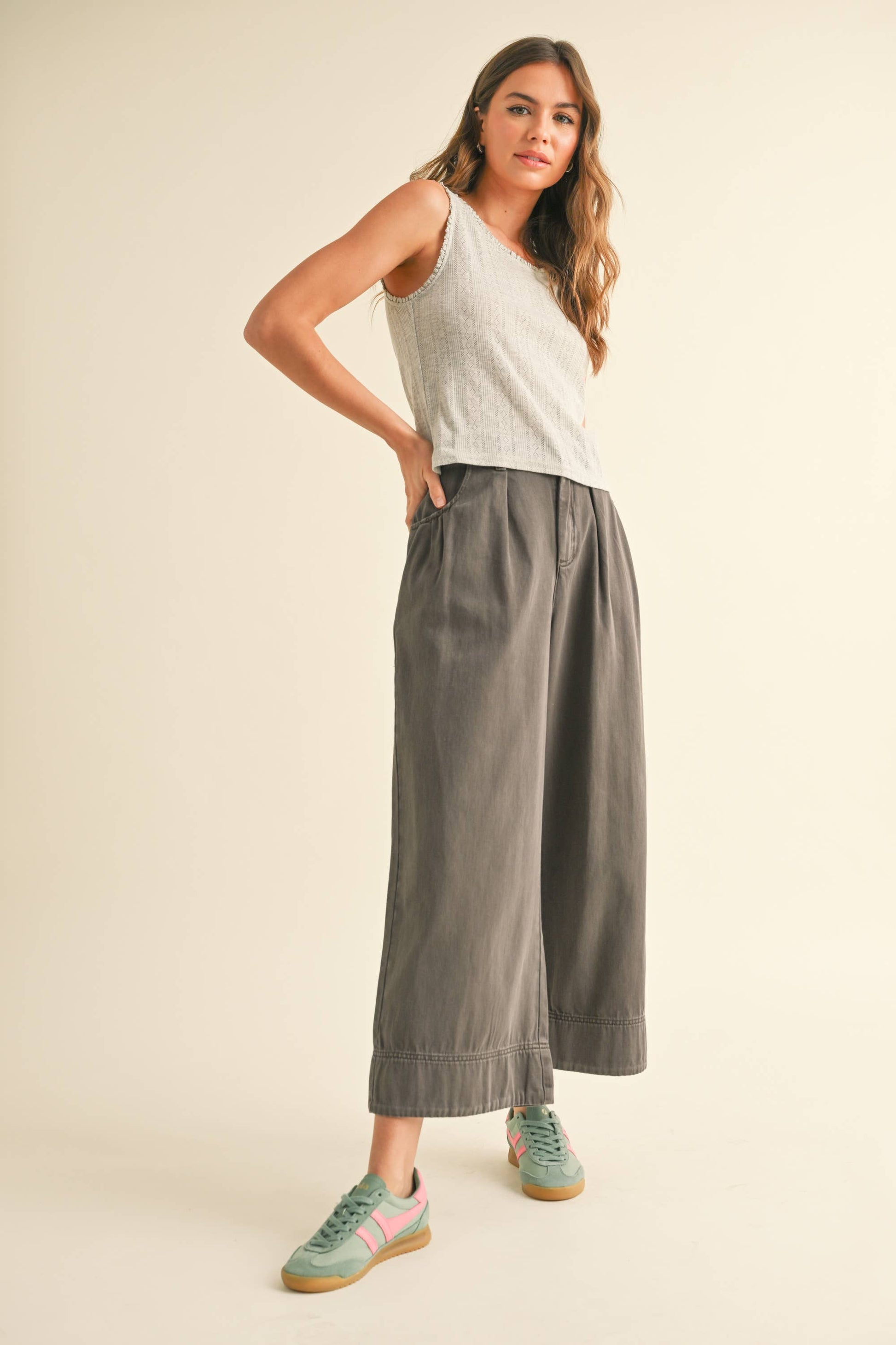 Lucy Pleated Waist Pants