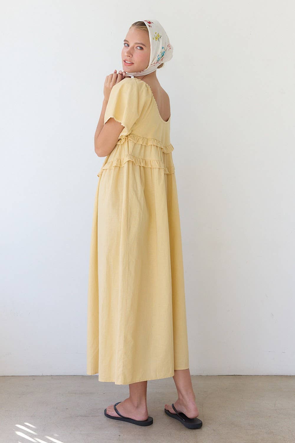 Sara Linen Dress