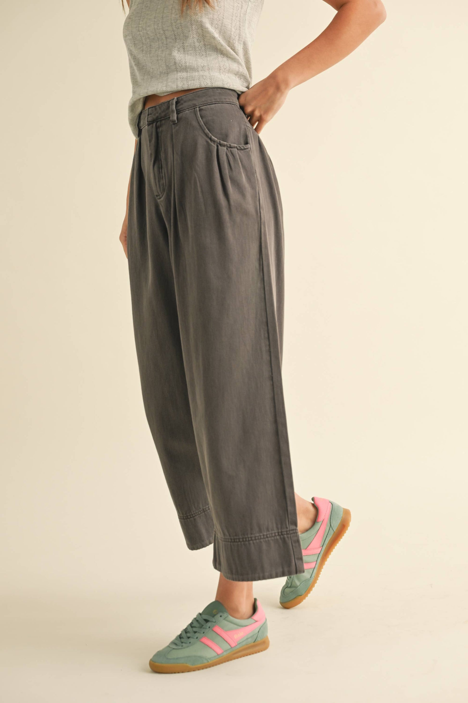 Lucy Pleated Waist Pants
