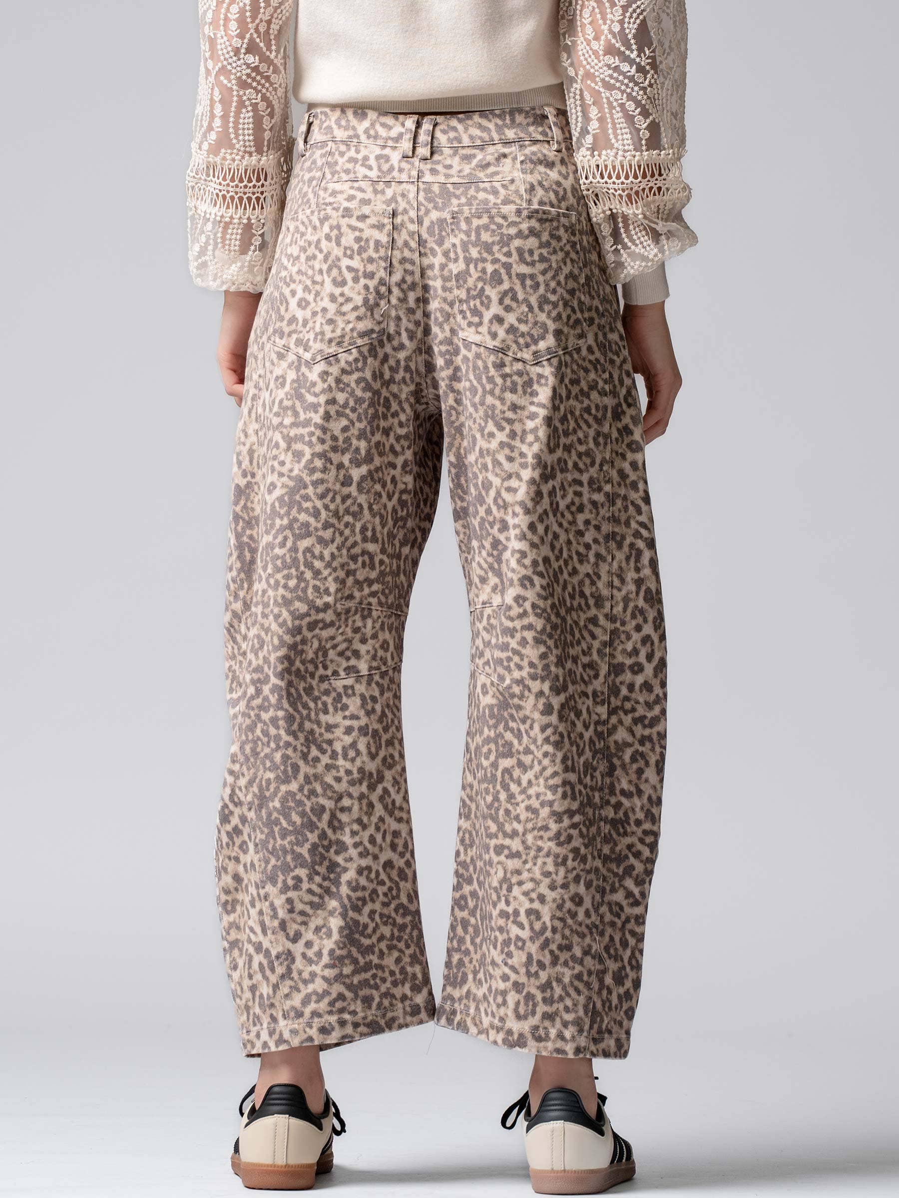 Leo Barrel Jeans