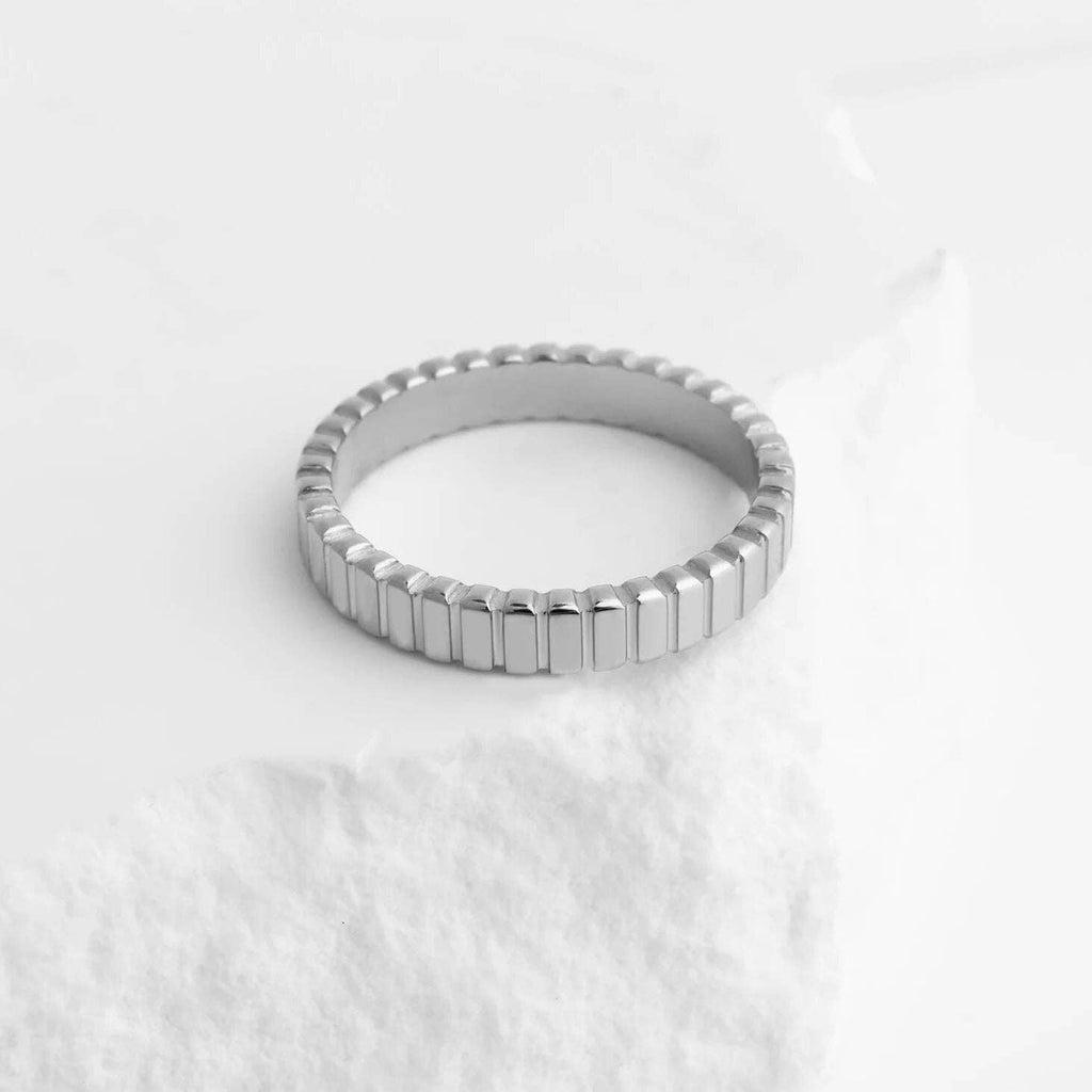 18K Gold PVD Stainless Steel Fluted Stacking Ring: Gold / 6