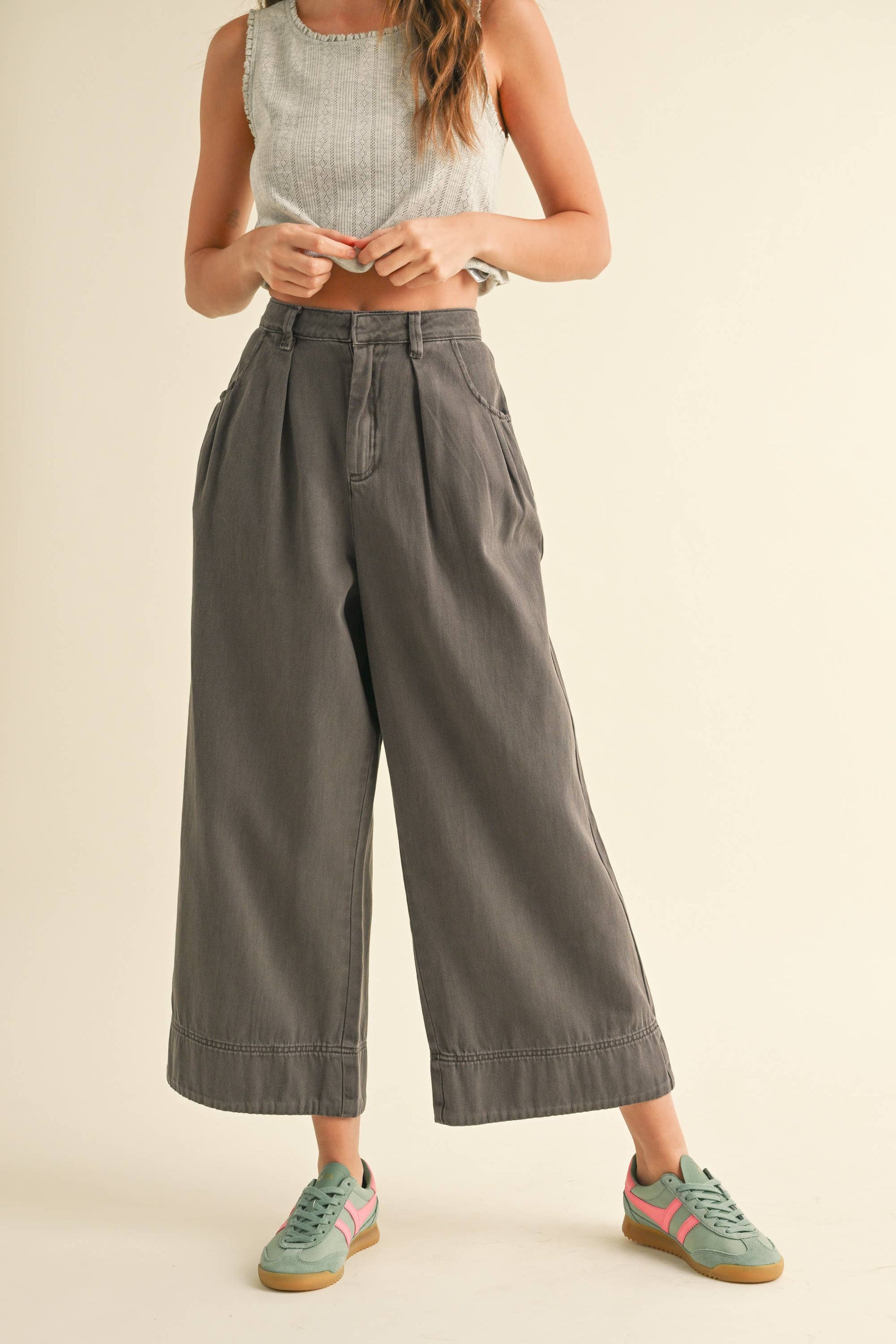 Lucy Pleated Waist Pants