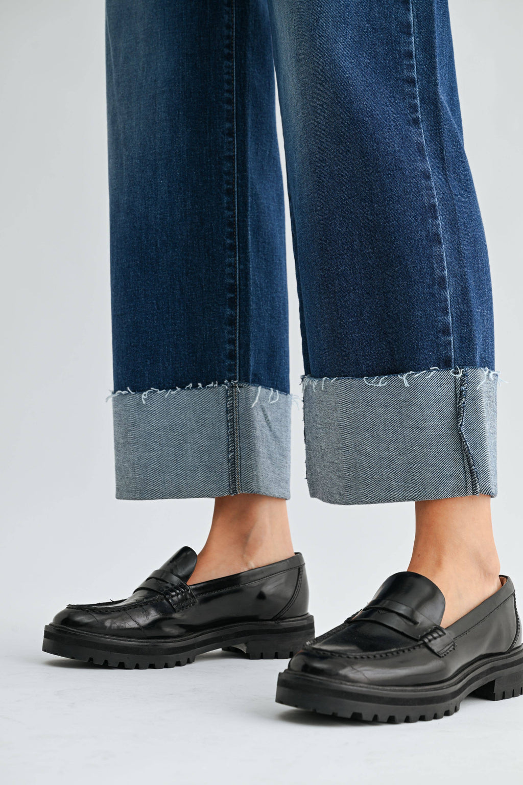 Sharp Cuffs Jeans