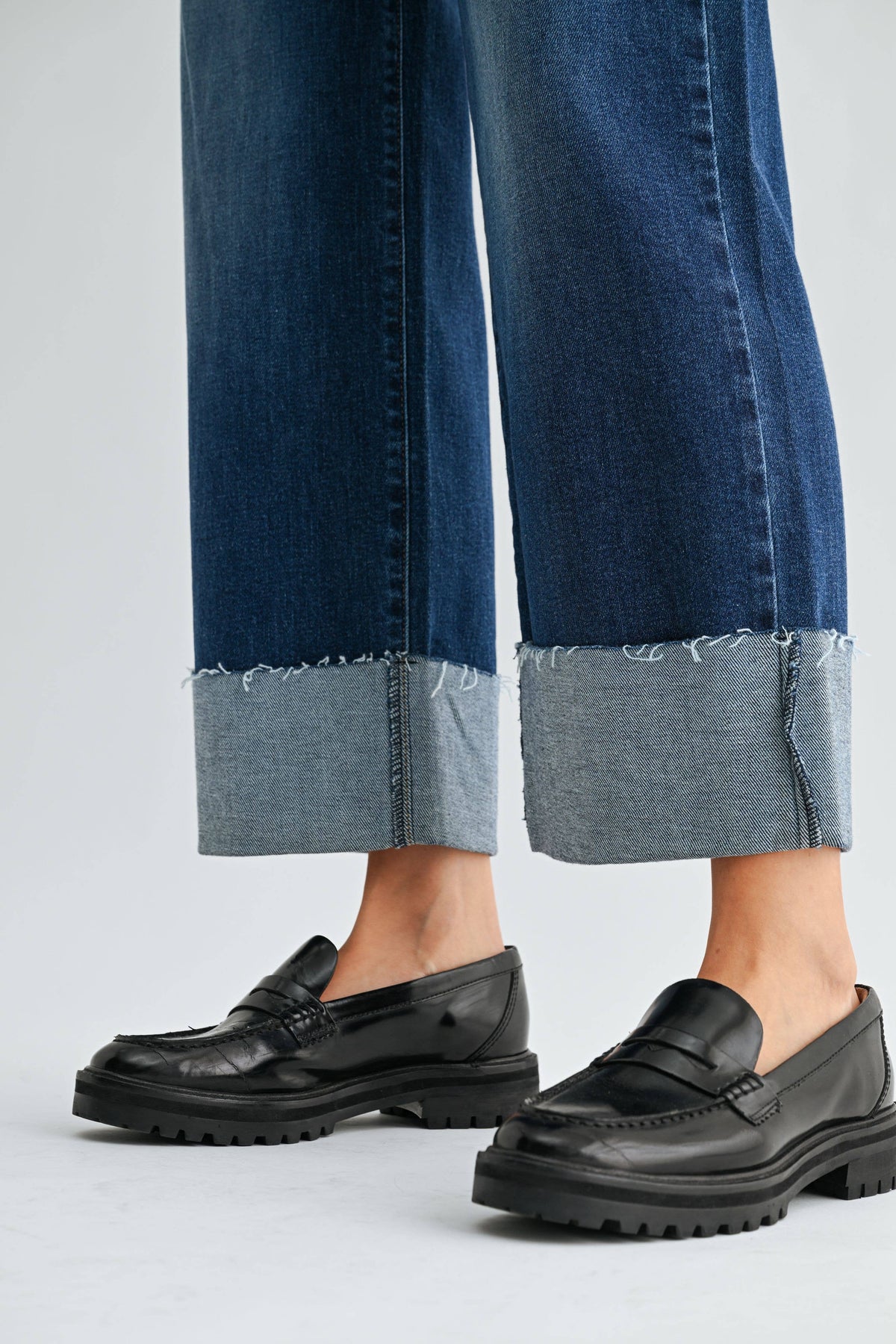 Sharp Cuffs Jeans