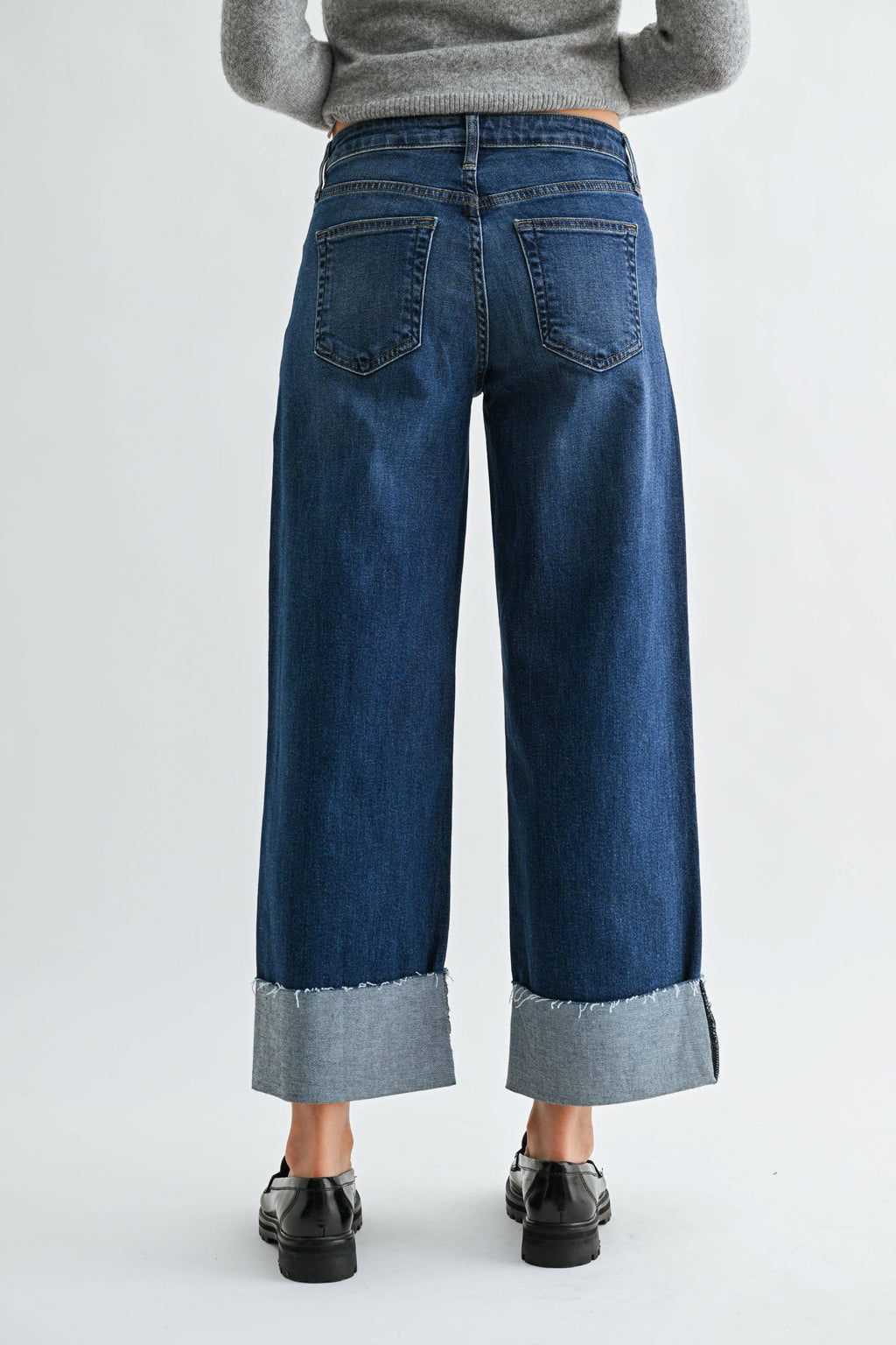 Sharp Cuffs Jeans