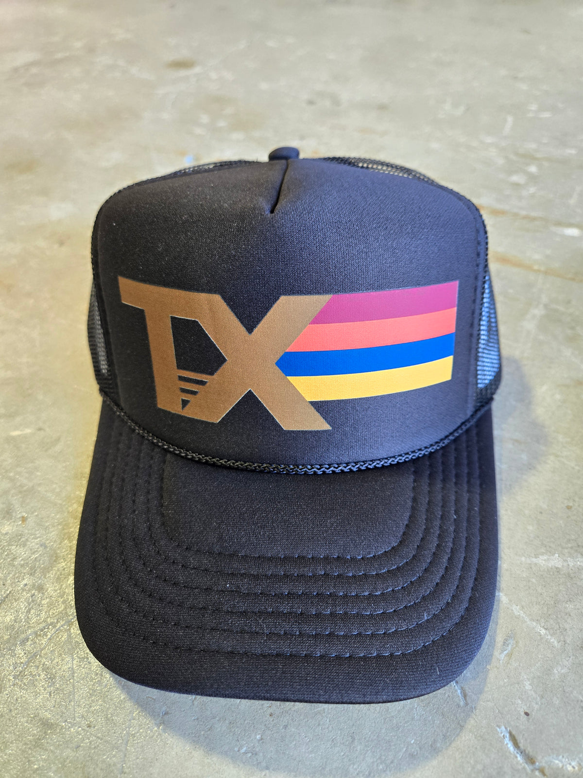 Caps, Hats & Truckers